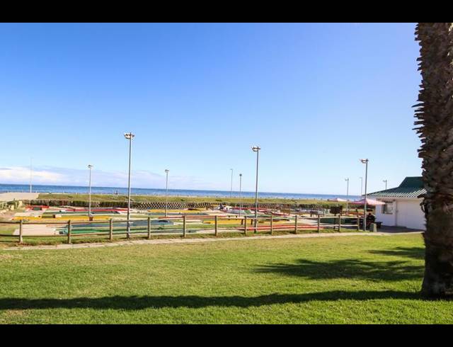 1 BEDROOM PROPERTY TO RENT IN MOUILLE POINT